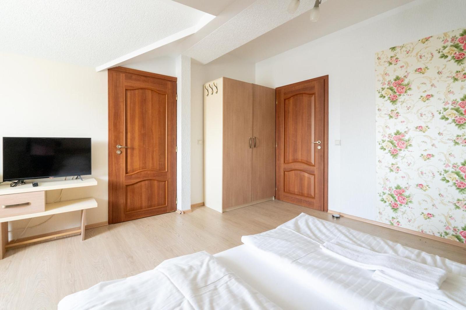 Farawayhomes Aparthotel Near Vienna Airport - Anytime Self Check-In Bruck an der Leitha Extérieur photo