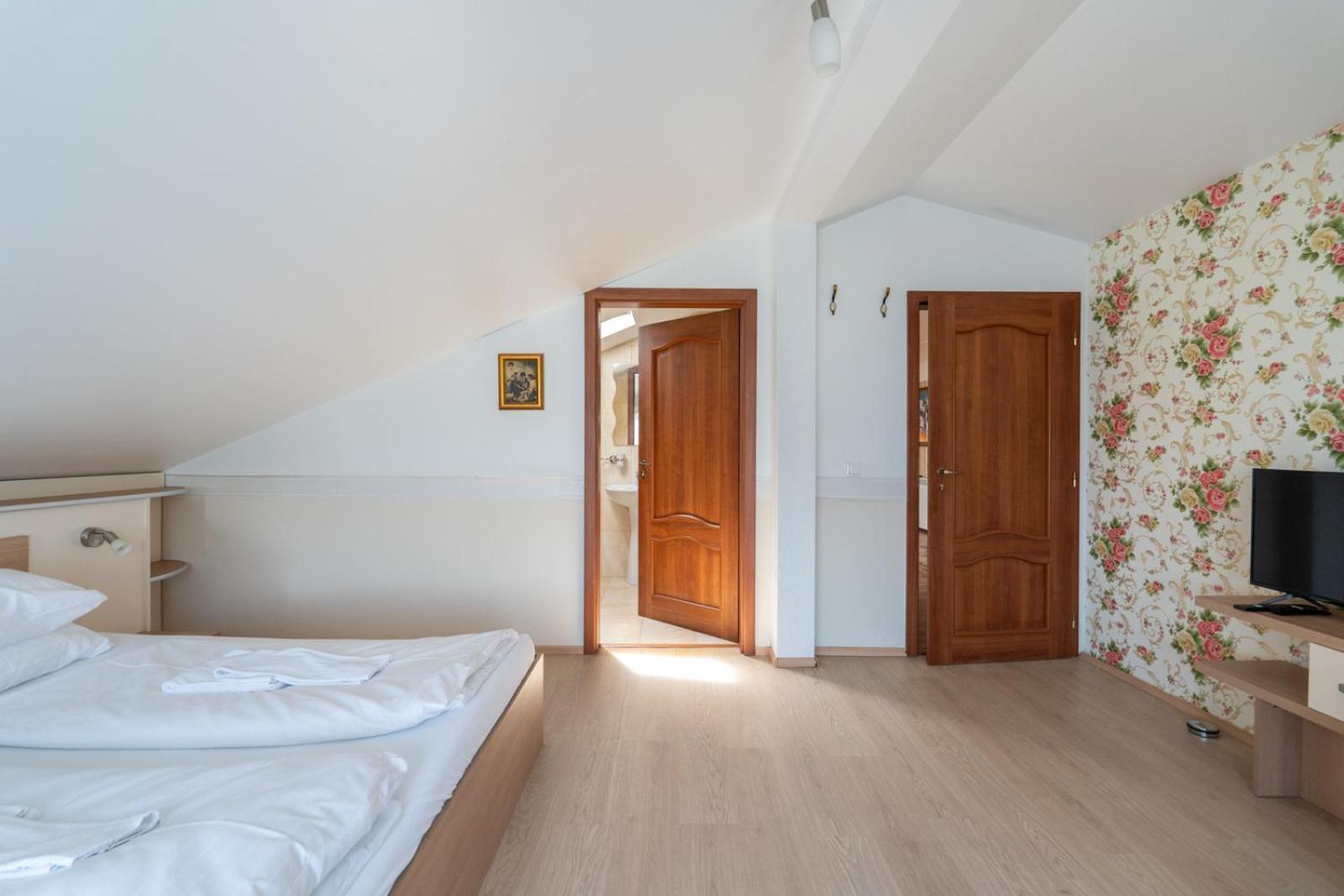 Farawayhomes Aparthotel Near Vienna Airport - Anytime Self Check-In Bruck an der Leitha Extérieur photo