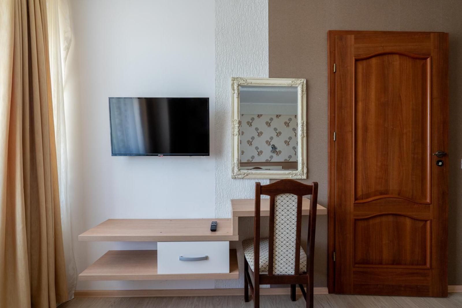 Farawayhomes Aparthotel Near Vienna Airport - Anytime Self Check-In Bruck an der Leitha Extérieur photo