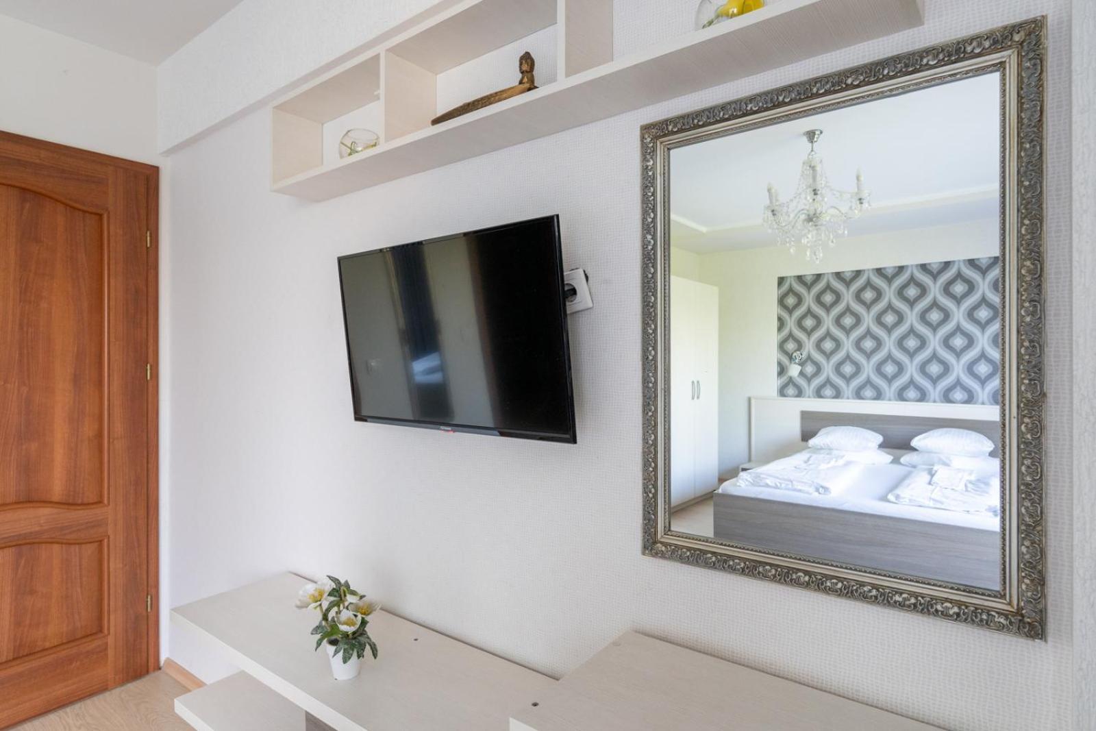 Farawayhomes Aparthotel Near Vienna Airport - Anytime Self Check-In Bruck an der Leitha Extérieur photo